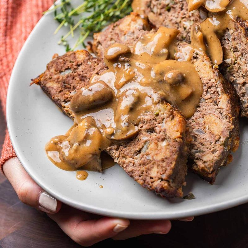 Meatloaf With Brown Gravy