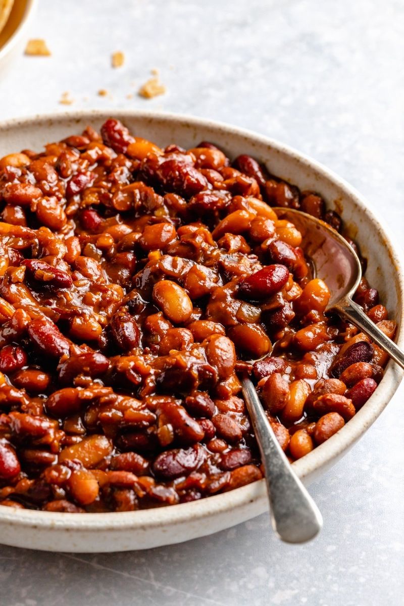 Homestyle Slow Cooker Baked Beans