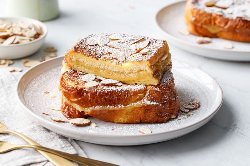 Stuffed French Toast Pockets