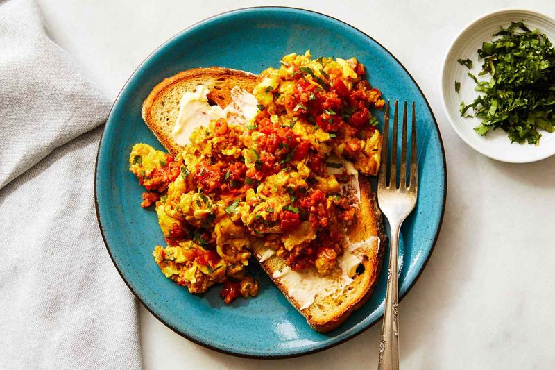 Breakfast-for-Dinner Scramble