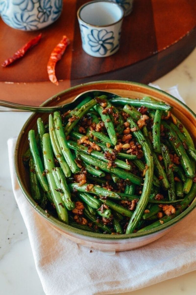 Szechuan Green Beans (Minimal Oil)