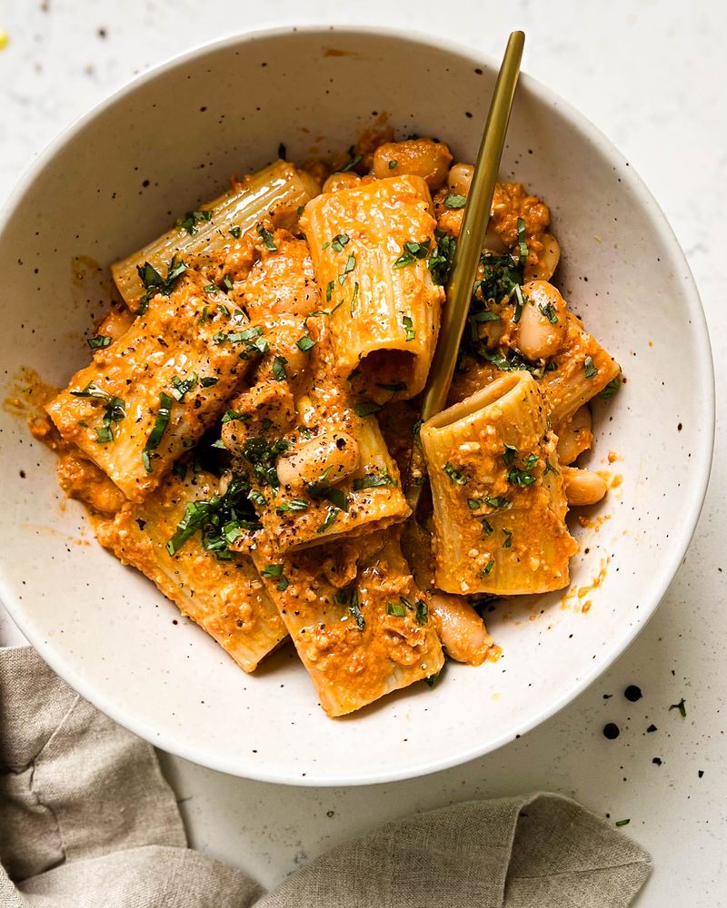 Pesto and Sun-Dried Tomato Rigatoni