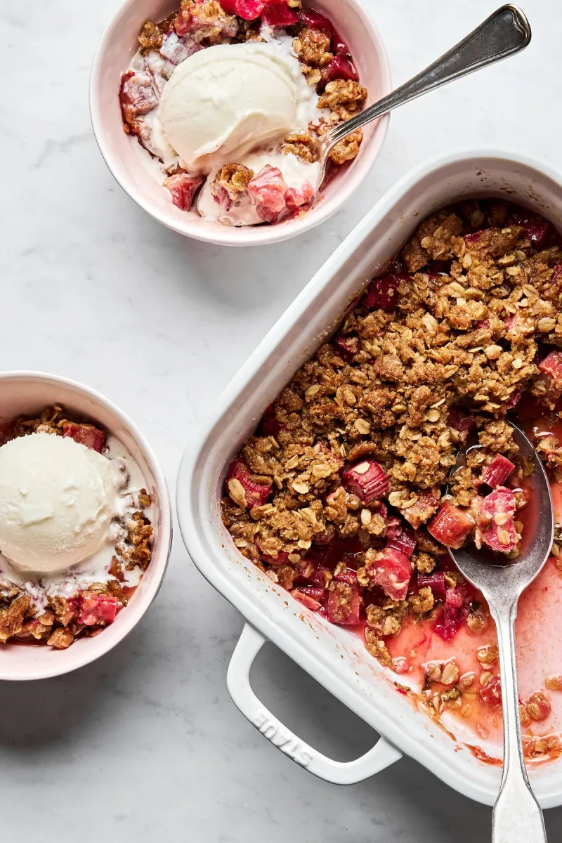Rhubarb Crumble