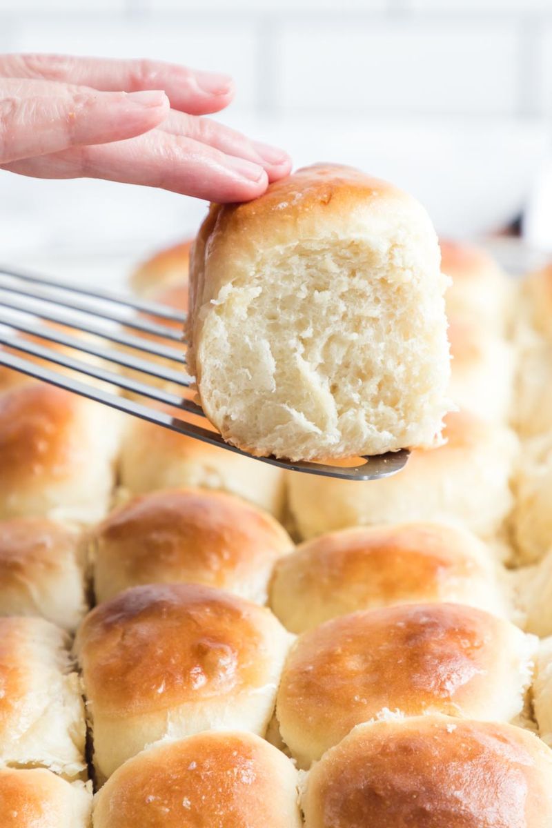 Dinner Rolls: The Table's Warm Welcome
