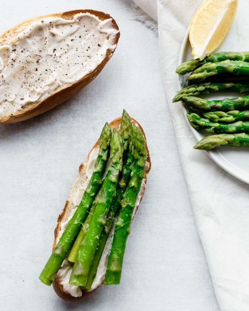 Open-Faced Asparagus Sandwich