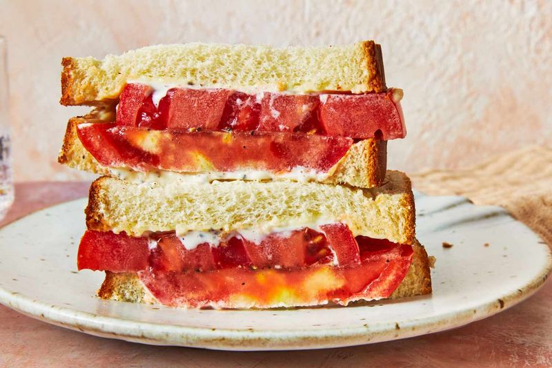 Tomato Sandwich