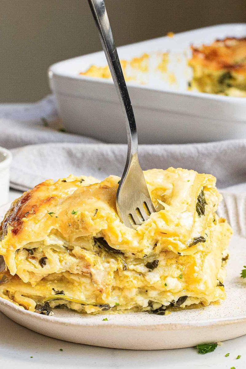 Creamy and Cheesy Butternut Squash Lasagna with Spinach