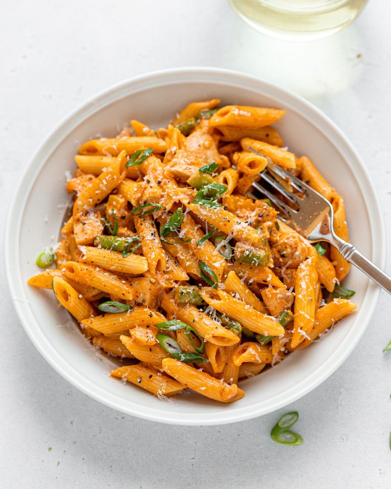 Easy Spicy Chicken Chipotle Pasta