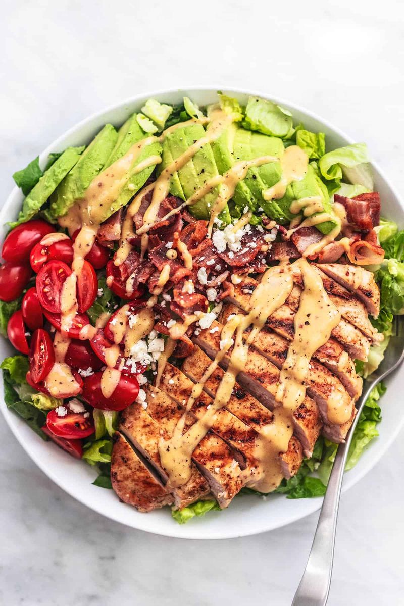 Avocado and Grilled Chicken Salad