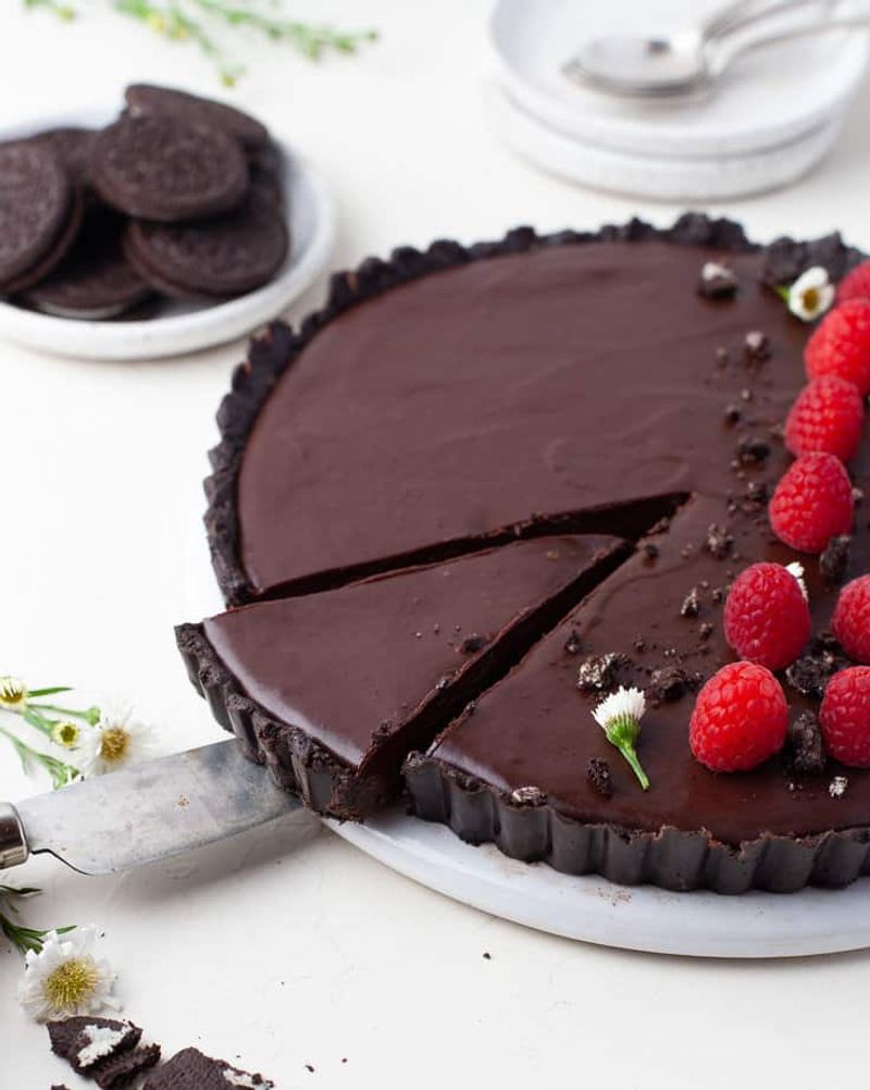 No-Bake Chocolate Tart
