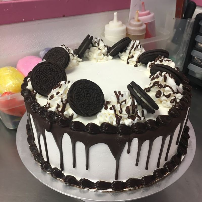 Baskin-Robbins Oreo Cookie Cake