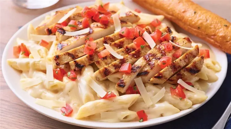 Applebee's – Three Cheese Chicken Penne