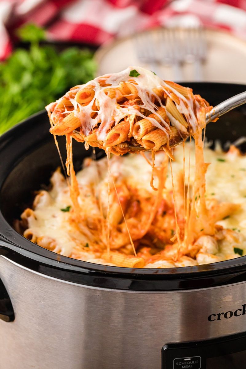 Slow Cooker Chicken Parmesan Pasta
