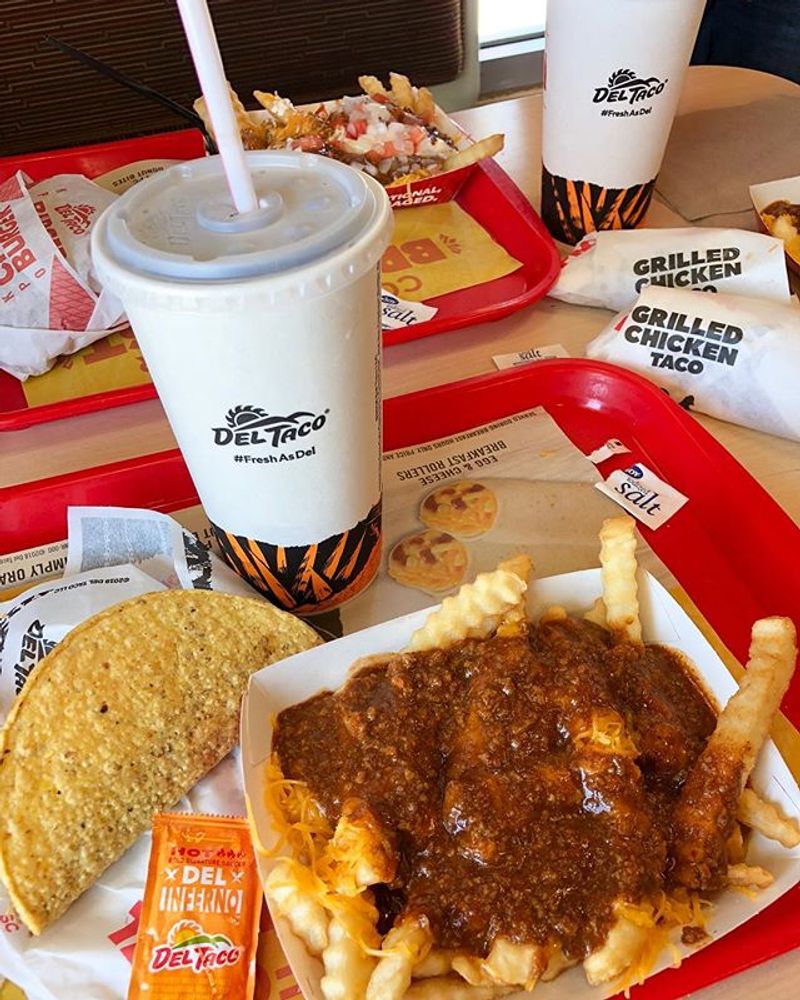 Del Taco Chili Cheddar Fries