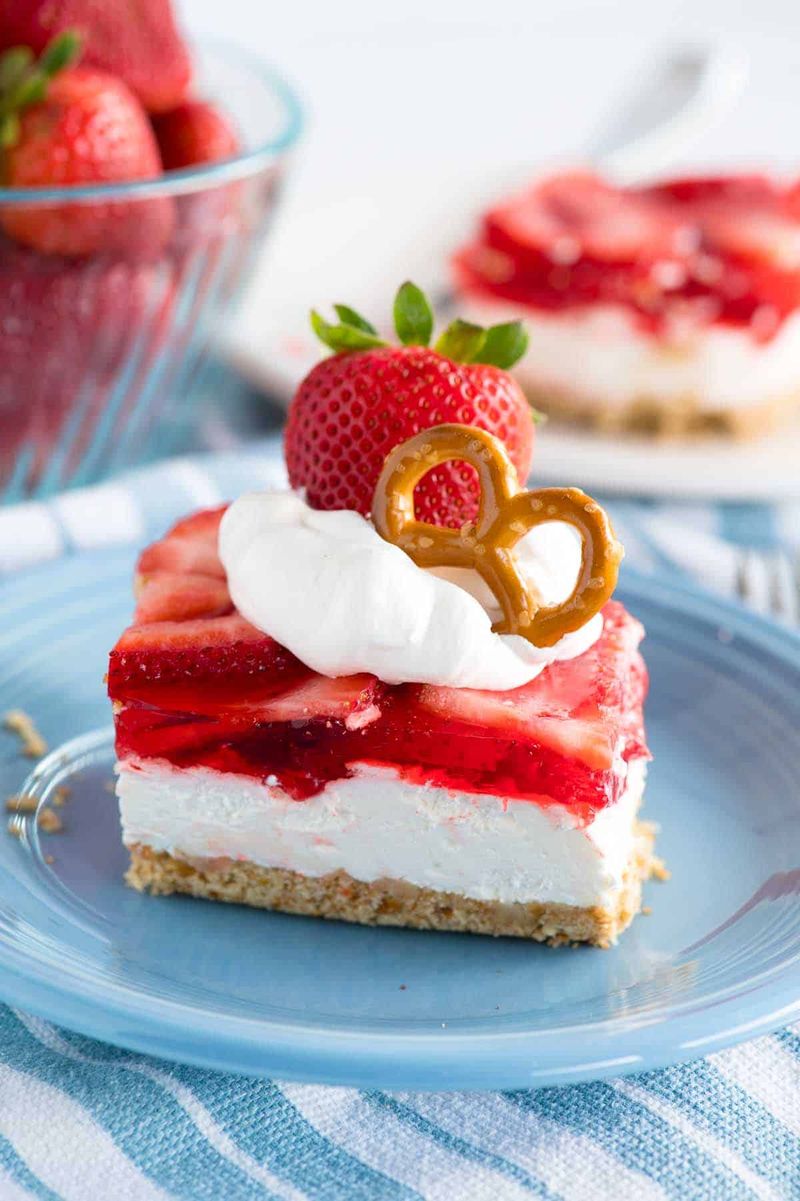Strawberry Pretzel Salad