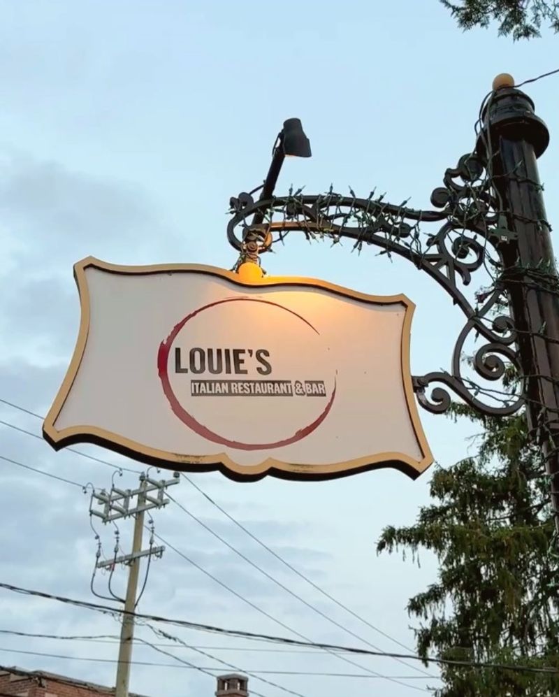 Louie’s – Cos Cob, Connecticut