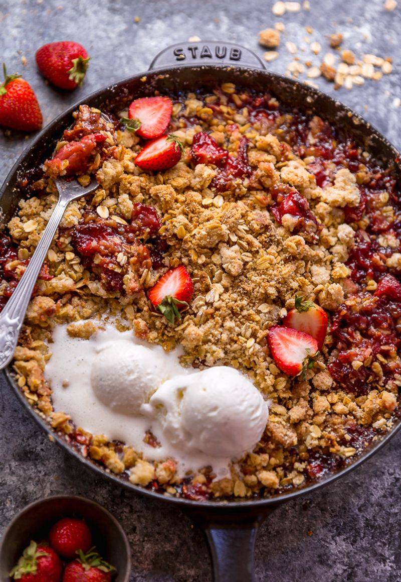 Strawberry Crisp with Oatmeal and Blackberries