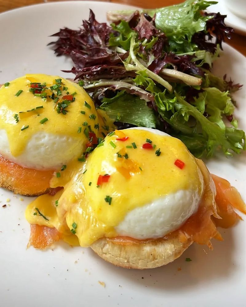 Eggs Benedict