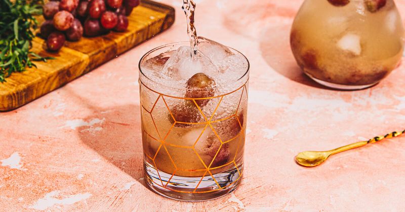 Grape-Tarragon Spritzer
