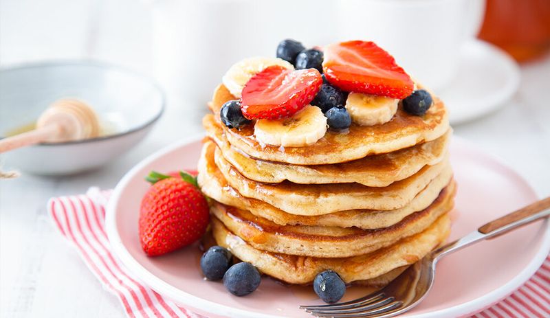 Pancakes With Fresh Fruit