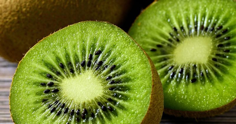 Kiwis