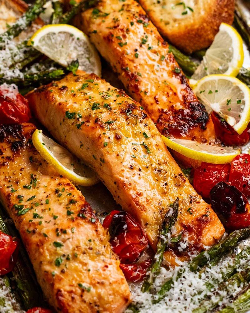 Baked Lemon Garlic Salmon