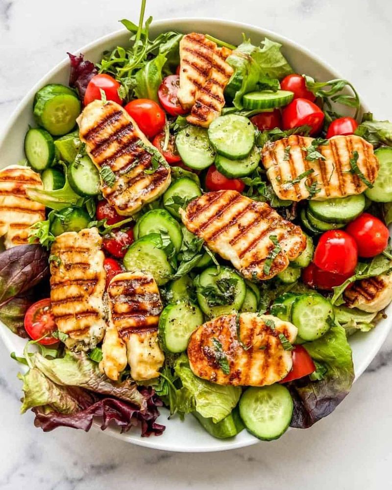 Grilled Halloumi and Vegetable Salad