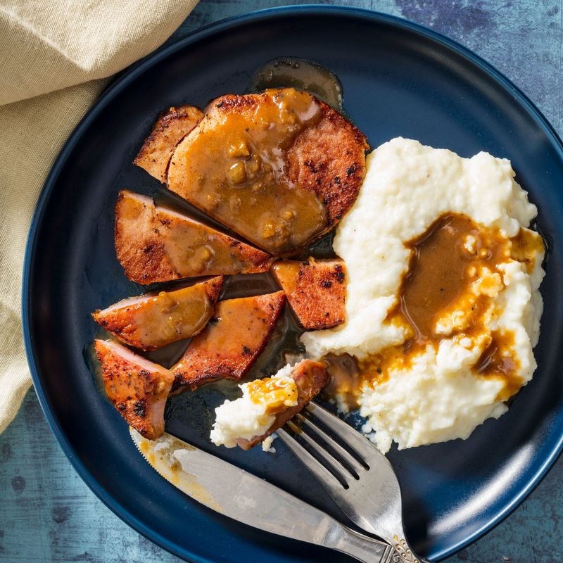 Grits With Red-Eye Gravy