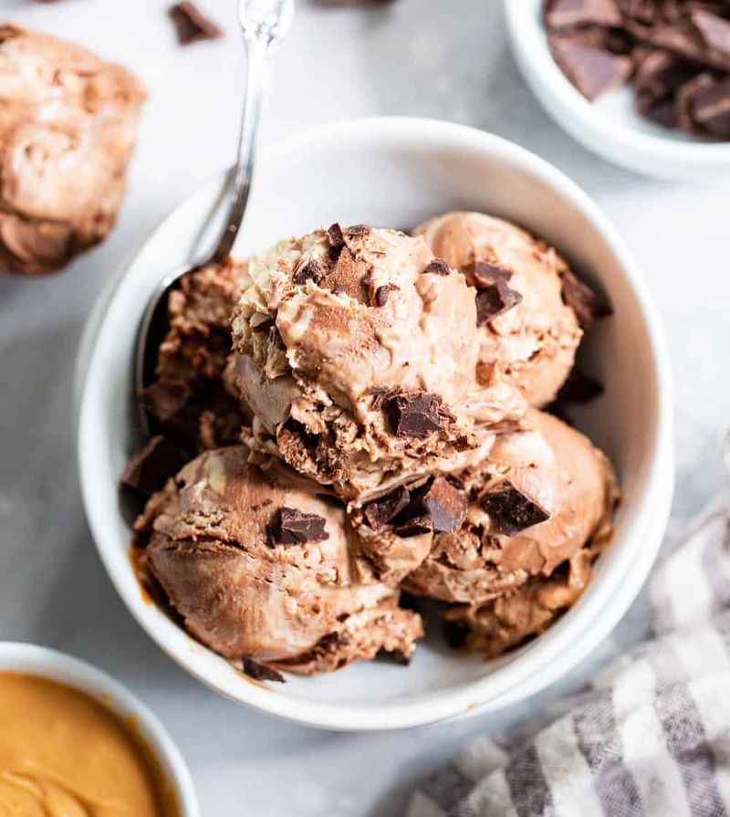 Homemade Chocolate Peanut Butter Ice Cream