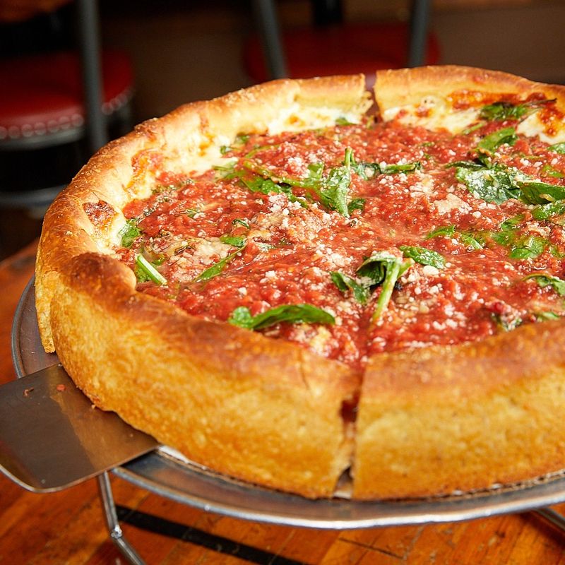 Illinois – Deep Dish Pizza