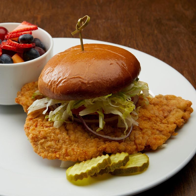 Indiana – Pork Tenderloin Sandwich