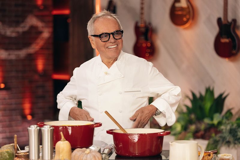 Wolfgang Puck Rejects Processed Cheese