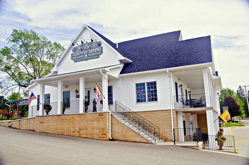 Iowa - Breitbach’s Country Dining (Balltown)