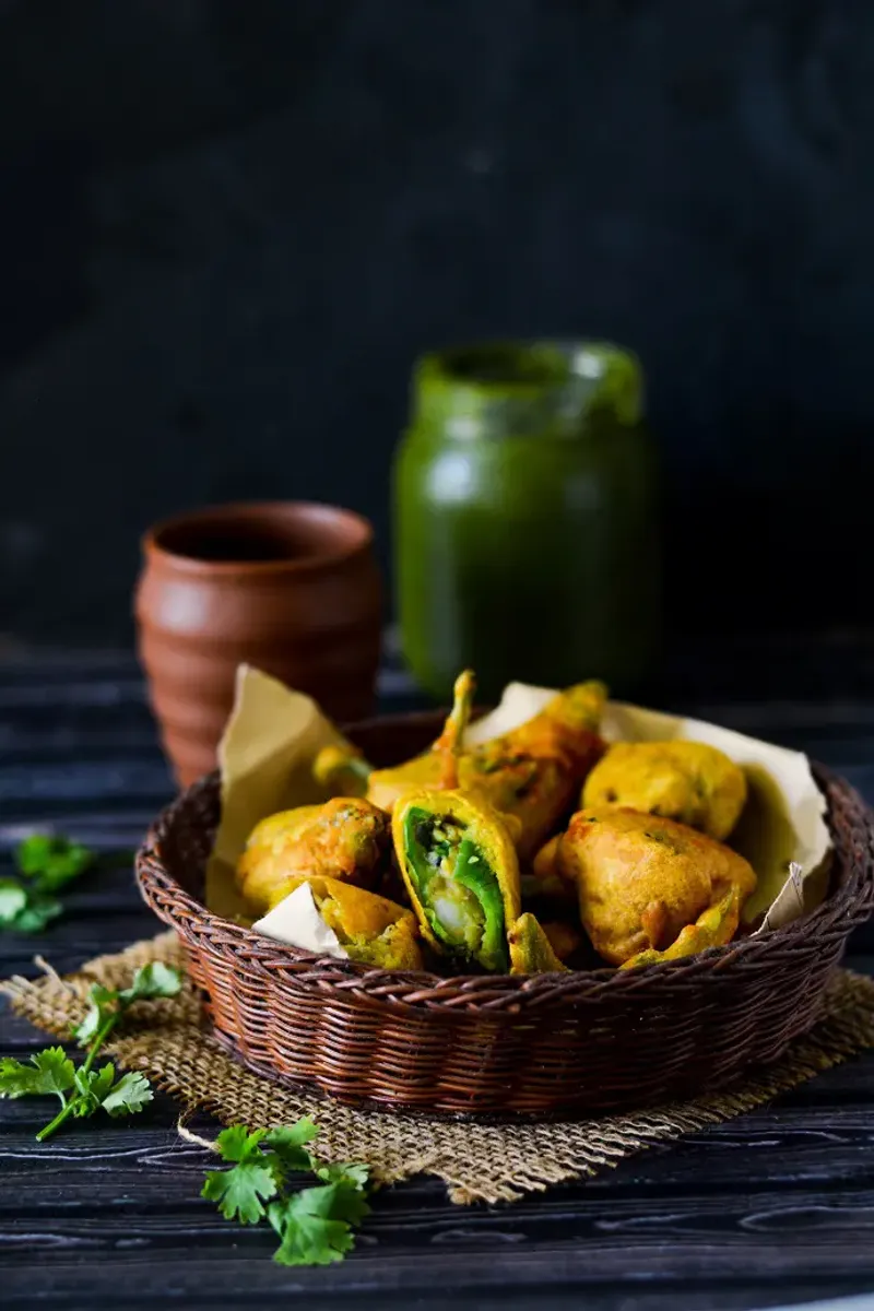Jodhpuri Mirchi Vada