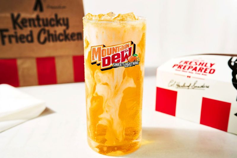 KFC's Mountain Dew Sweet Lightning Peaches & Cream