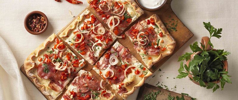 Magyaros Pizza (Hungary)