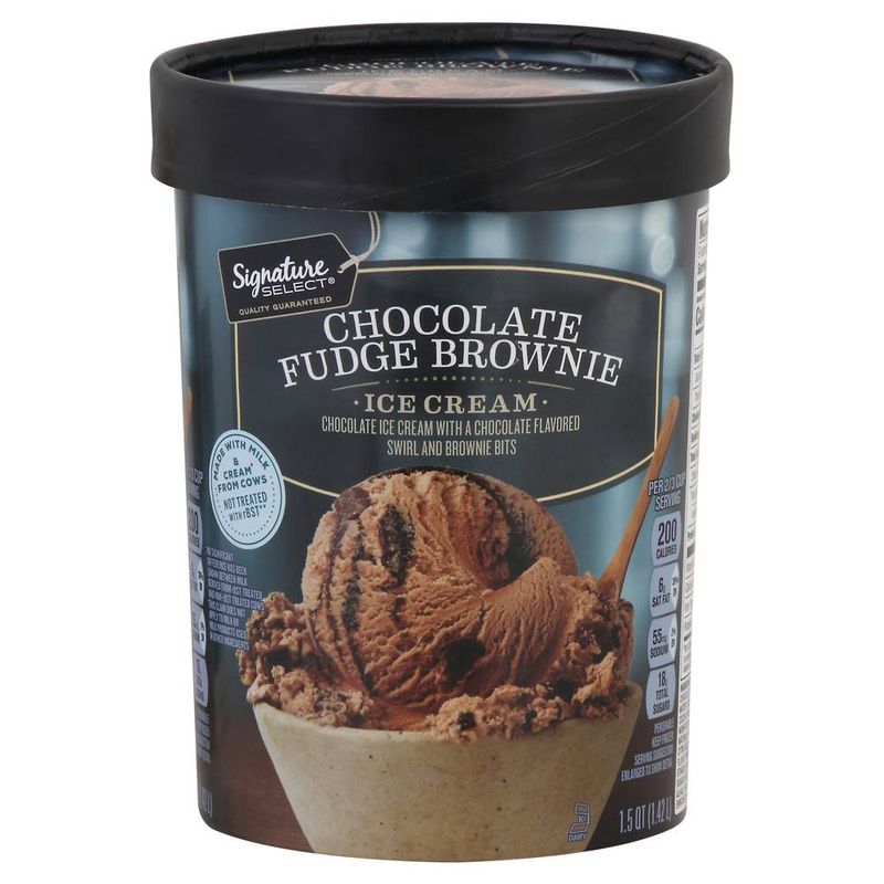 Signature Select Chocolate Ice Cream