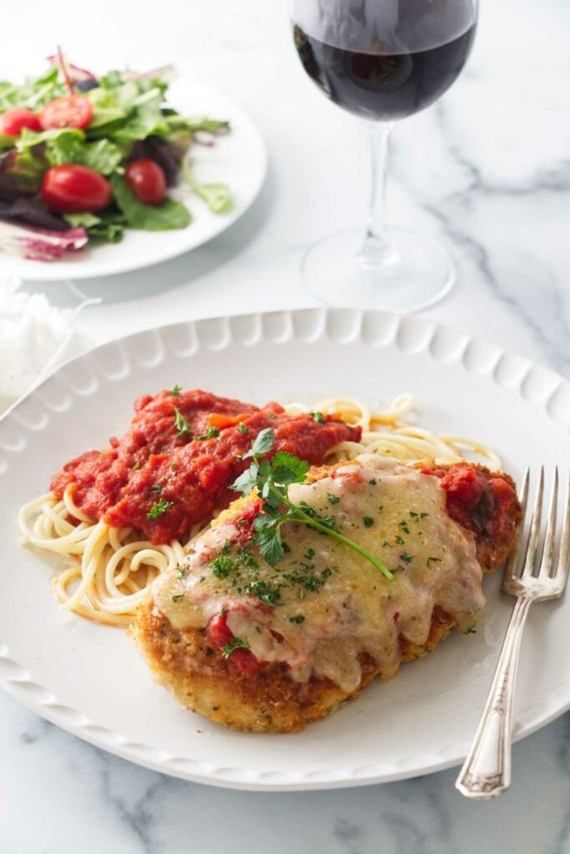 Order the Chicken Parm—But Ask for Extra Sauce on the Side