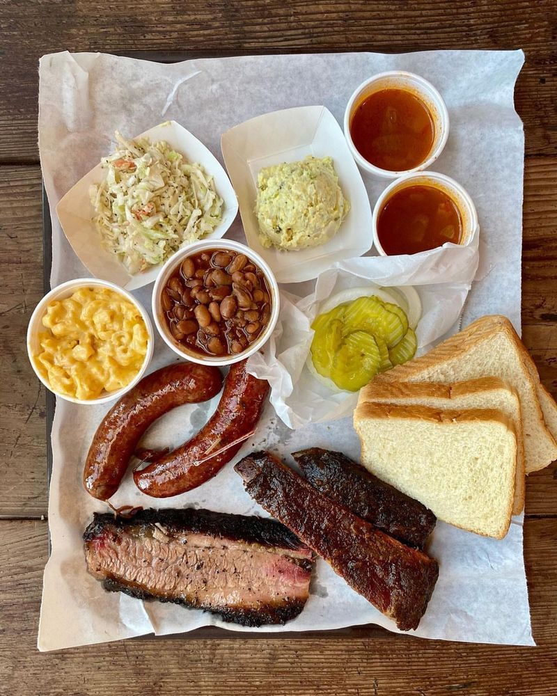 Louie Mueller Barbecue, Taylor
