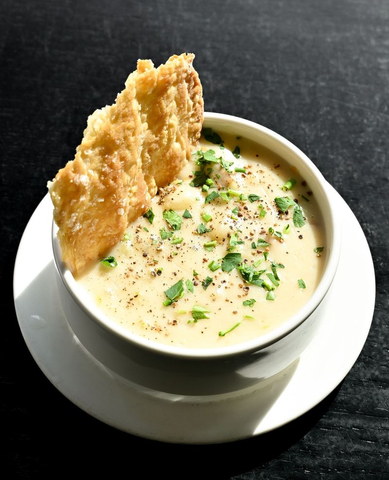 Massachusetts: Clam Chowder