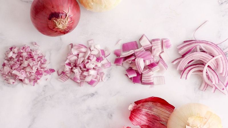 Burger King Uses Sliced Onions, While McDonald’s Are Finely Diced