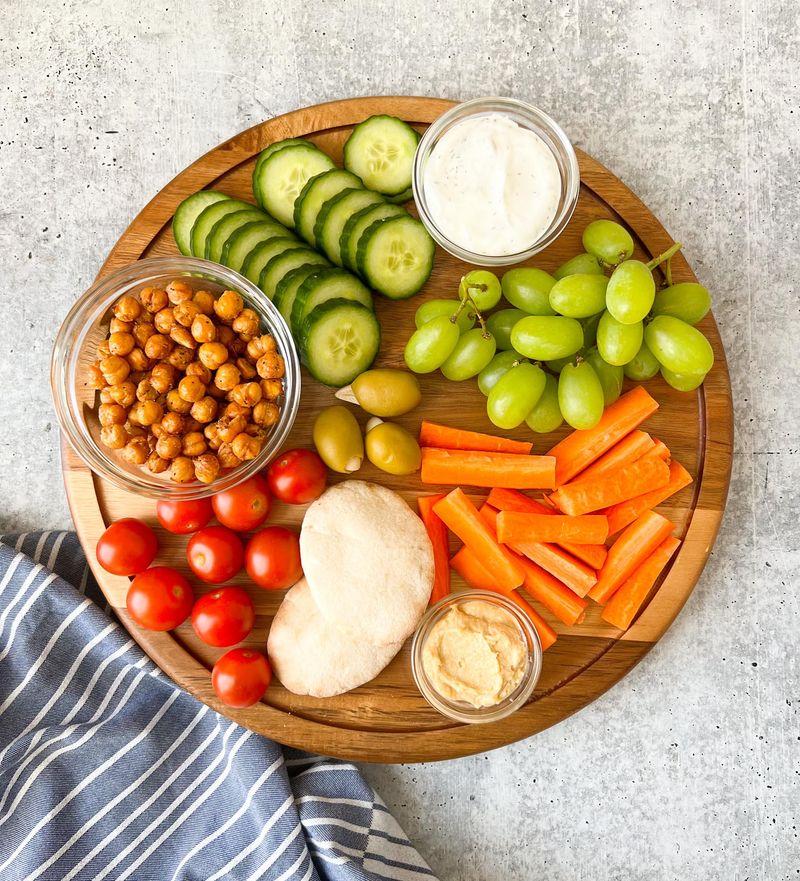 Mediterranean Snack Plate