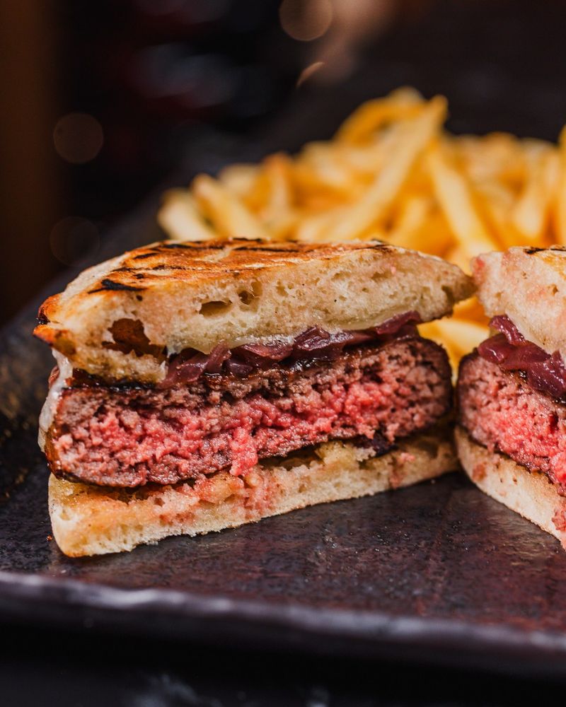 Medium-Rare Hamburgers