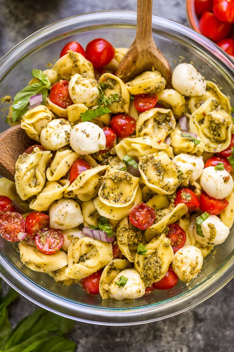 Caprese Pesto Tortellini Salad