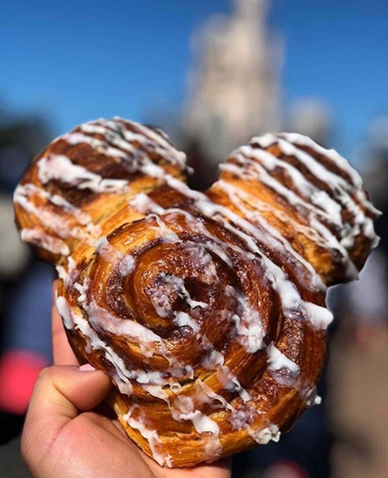 Mickey Cinnamon Roll