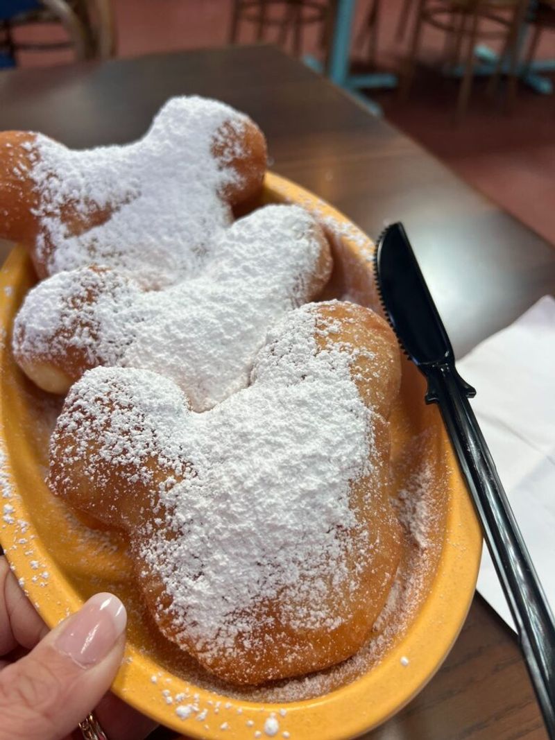 Mickey Beignets
