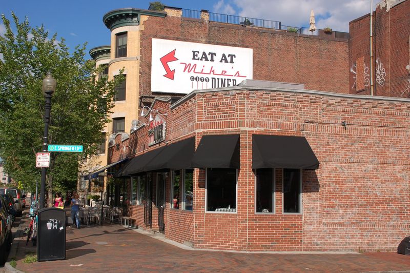 Mike’s City Diner (Boston, Massachusetts)