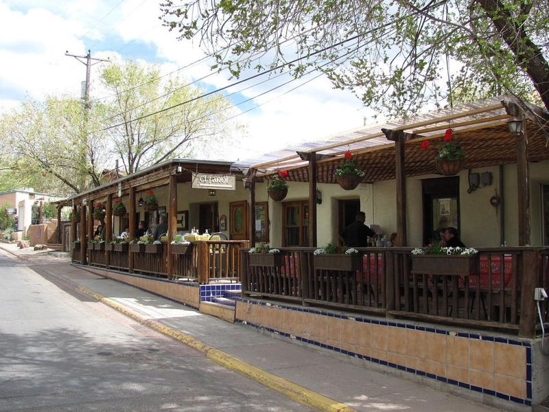 New Mexico - El Farol (Santa Fe)
