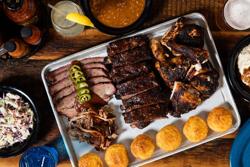 New York: Dinosaur Bar‑B‑Que, Syracuse