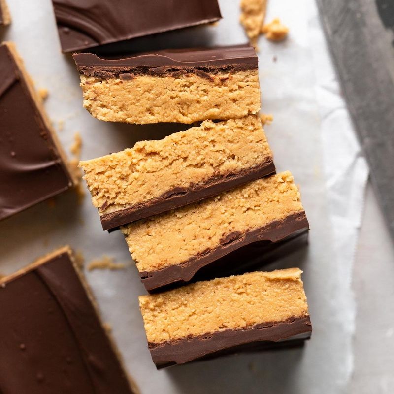 No-Bake Peanut Butter Chocolate Bars